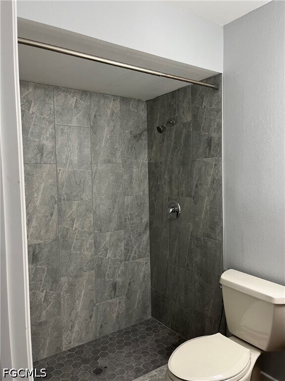 Building Photo - 5111 SW Courtyards Ct