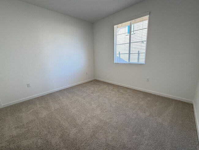 Building Photo - Highly Sought After Menifee Single Story-Just In Time for Summer