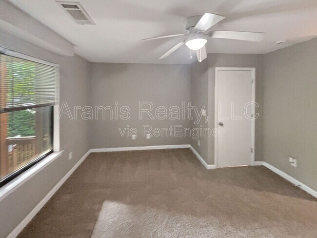 Building Photo - 3272 Blazing Pine Knoll