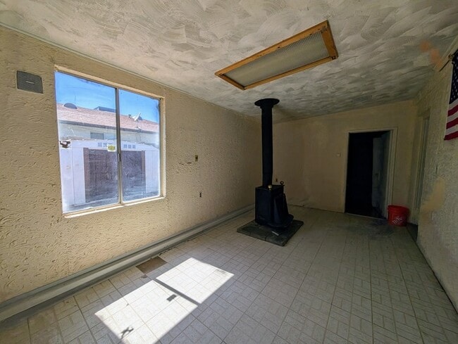 Building Photo - Lookout Mountain House with Garage
