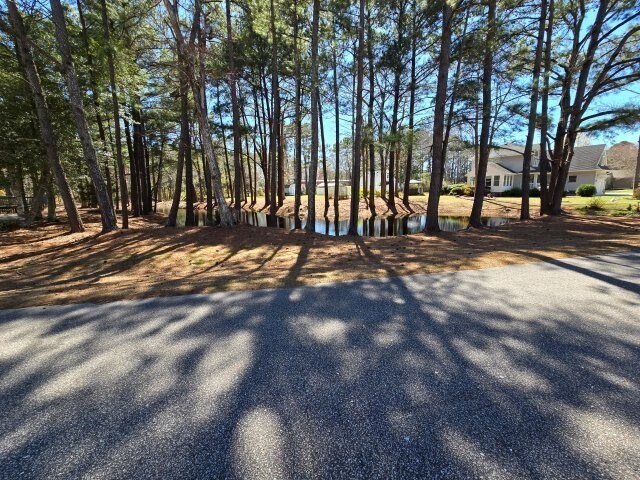 Building Photo - 111 Arnold Dr