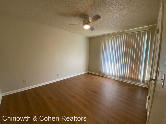 Building Photo - 3 br, 1.5 bath House - 1108 W Knoxville St