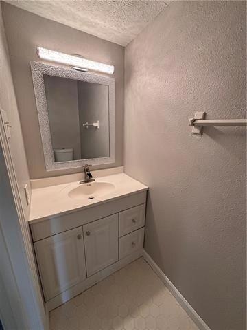 Building Photo - 4640 Fairfield St