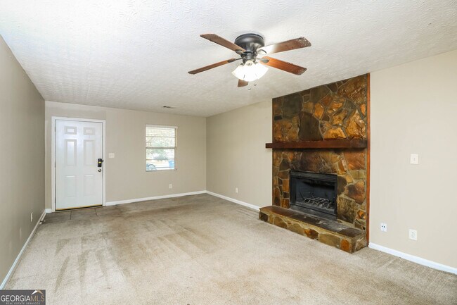 Building Photo - 5850 Bearing Way