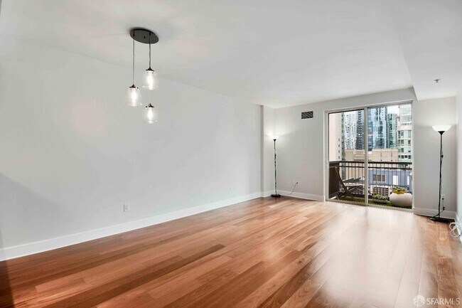 Building Photo - 50 Lansing St