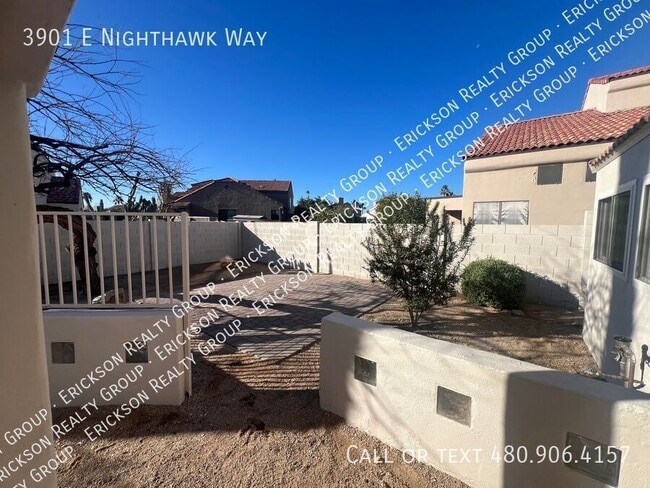 Building Photo - 3901 E Nighthawk Wy