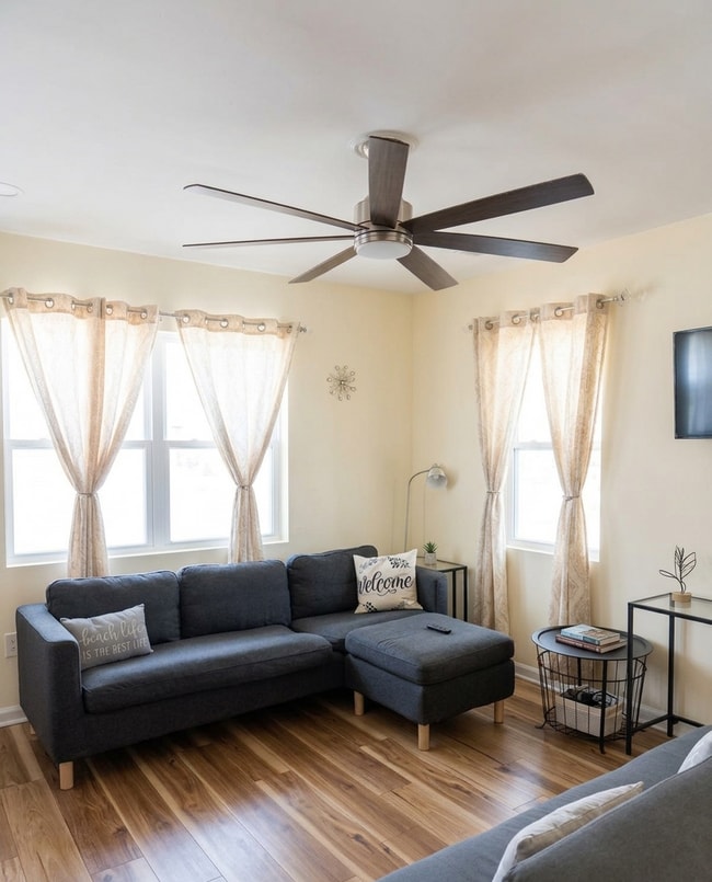 Building Photo - 2128 Courtland Ave