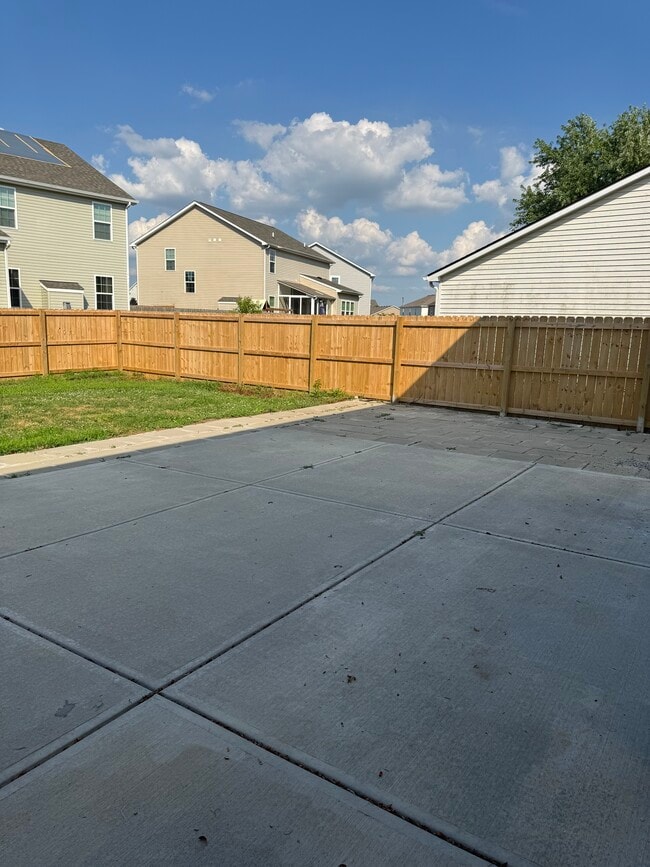 Building Photo - 10226 Crooked Stick Dr