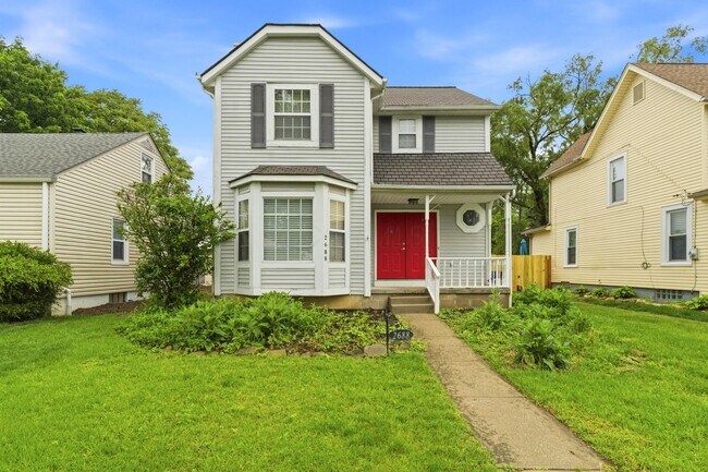 Building Photo - 2688 Bellwood Ave