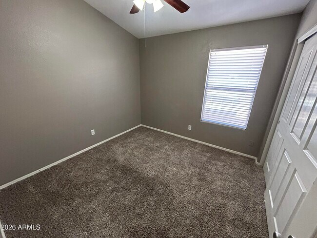 Building Photo - 1453 E Sierra Madre Ave