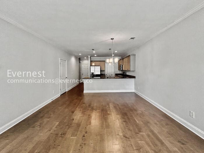 Building Photo - 3845 Valley View Ct