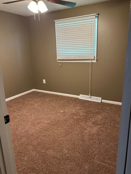 Bedroom 3 - 950 Twin Leaf Ct