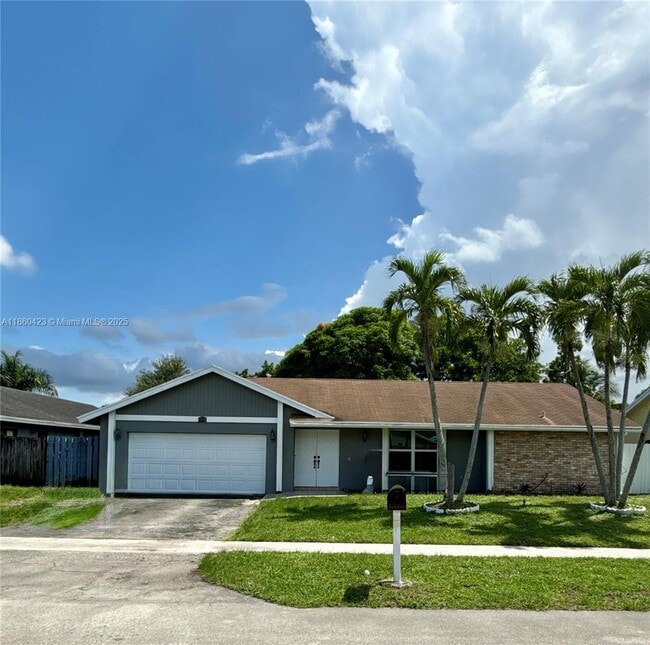 Primary Photo - 7150 NW 46th St