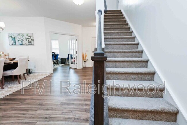 Building Photo - 396 Bent Willow Dr