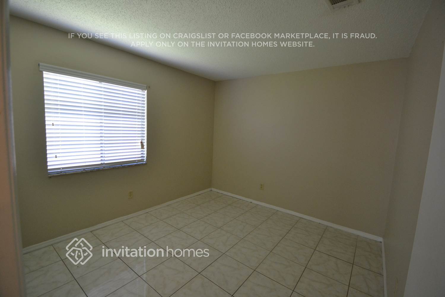 Building Photo - 155 Pinewood Cir