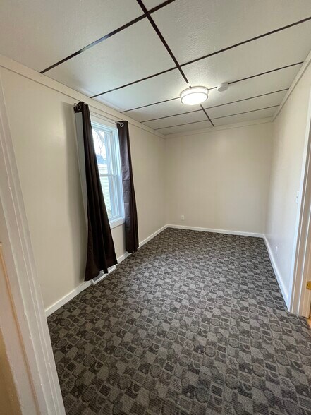 Building Photo - 622 Jefferson St Apt A