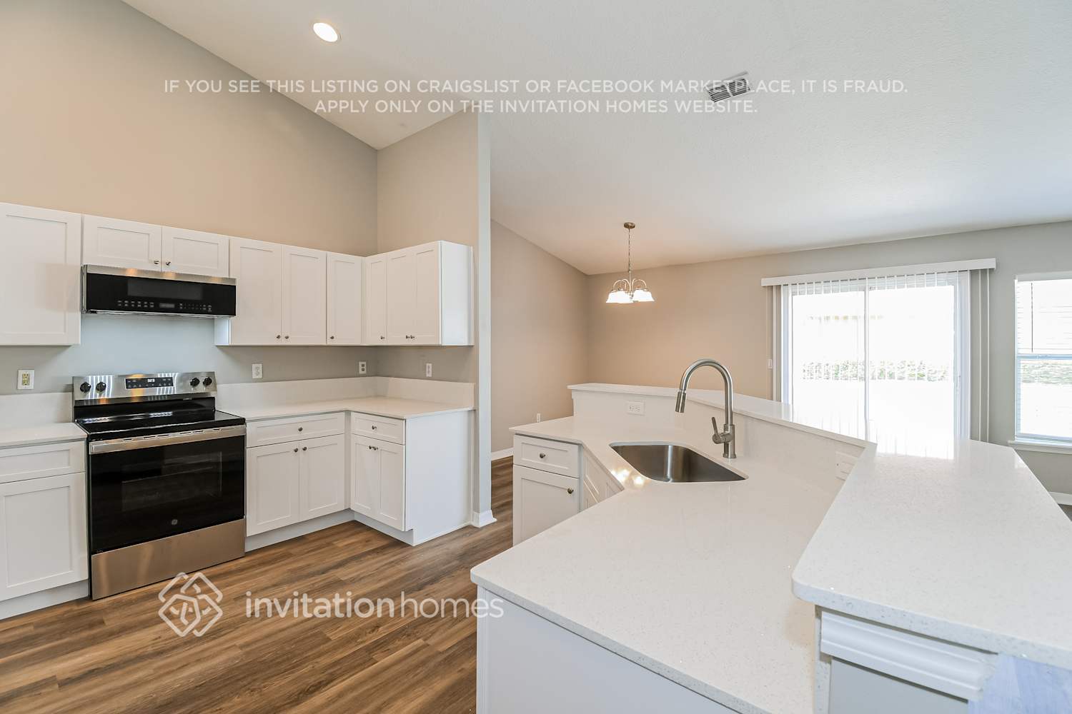 Building Photo - 10143 Meadow Point Dr