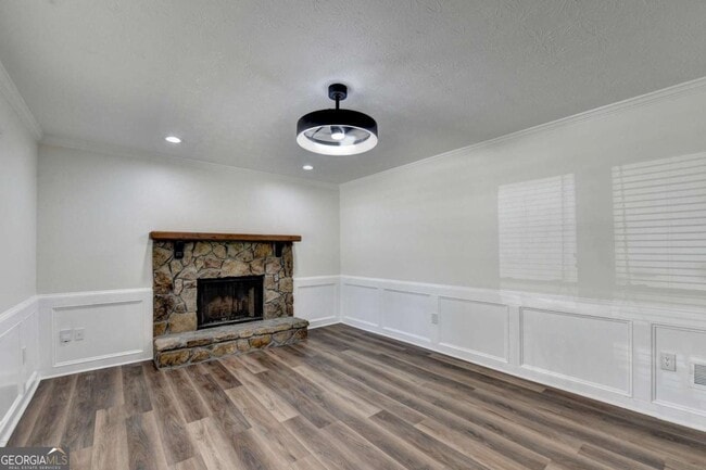 Building Photo - 1530 Plunketts Rd