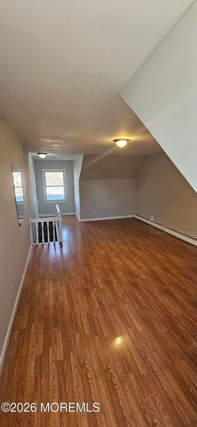 Building Photo - 540 Lamberton St