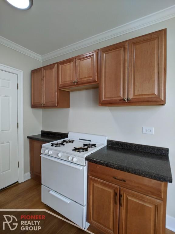 Building Photo - 1 bedroom in CHICAGO IL 60613