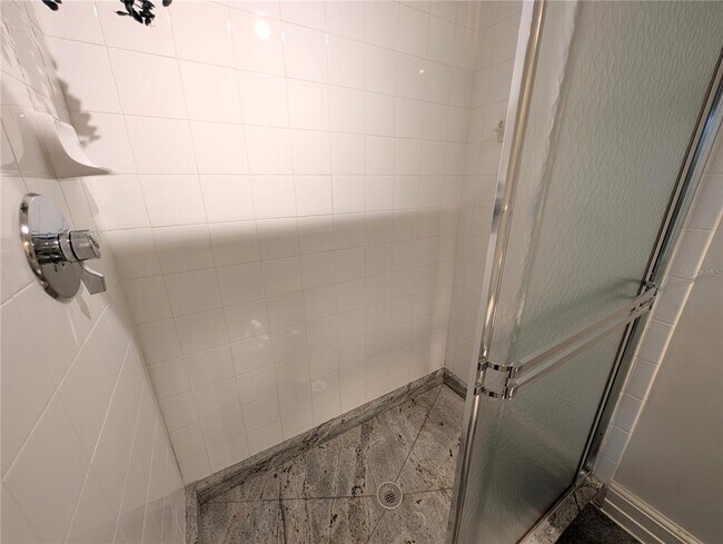 Building Photo - 5001 Baraldi Cir