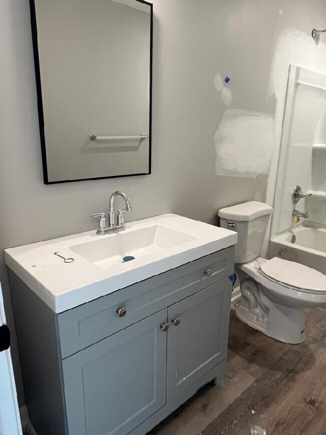 Building Photo - Shelby Park 3 bed 1.5 bath New Construction !
