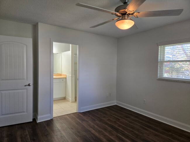 Building Photo - Move in Ready 3/2 in Clermont