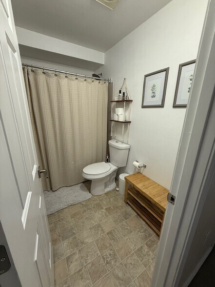 Building Photo - 31900 104th Ave SE