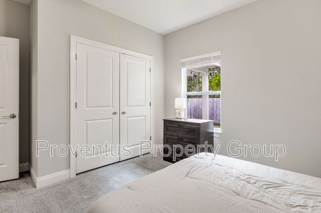 Building Photo - 1925 Cotton Bay Ln