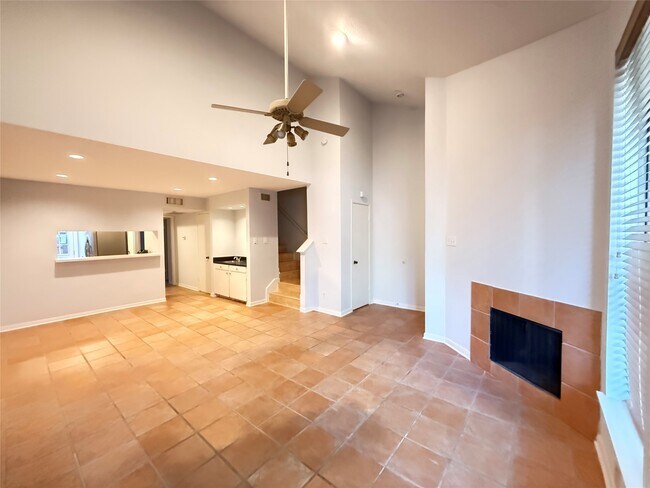 Building Photo - 2601 S Braeswood Blvd