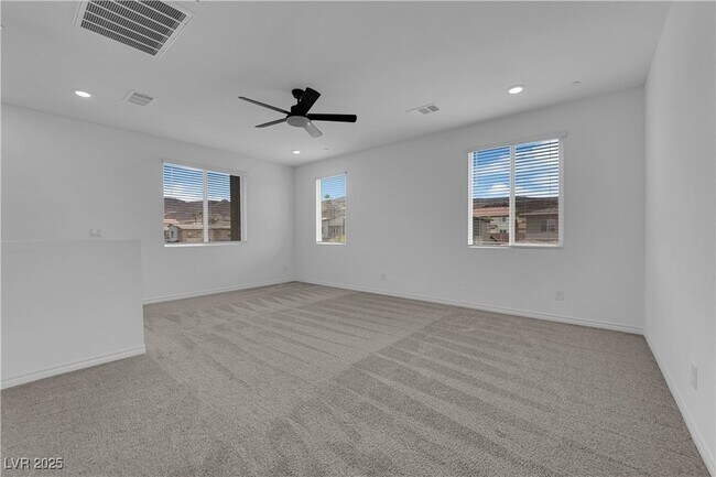 Building Photo - 195 Vander Rdg St