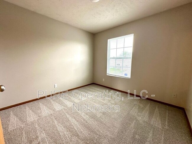 Building Photo - 6215 N 128th St