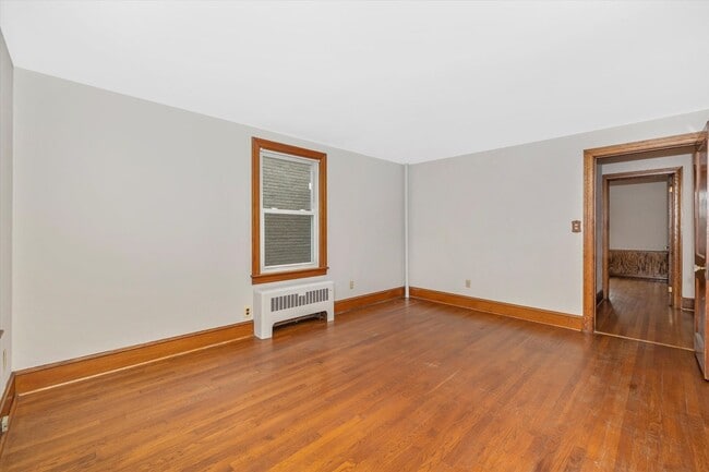 Building Photo - 531 Lee Pl