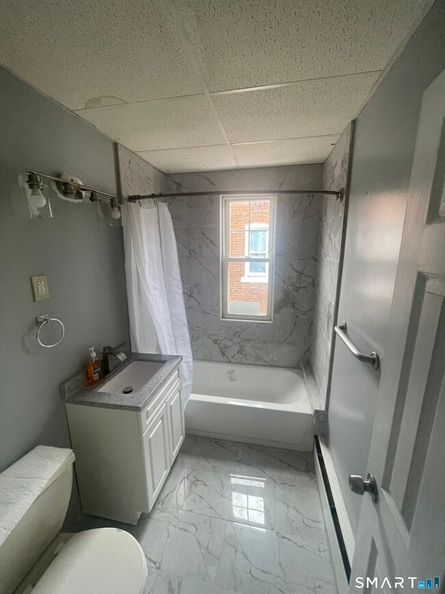 Building Photo - 22 Wilcox St