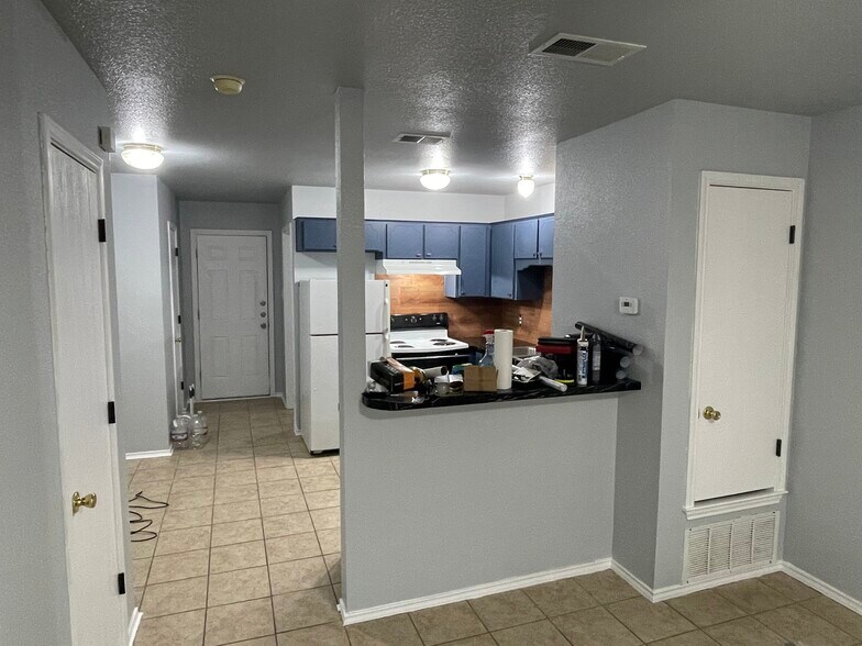 Building Photo - 4408 Mattie Dr