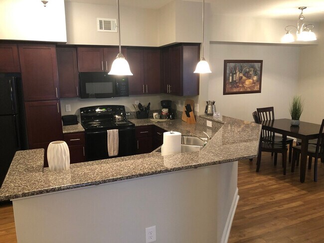 Building Photo - 645 Amber Meadows Way