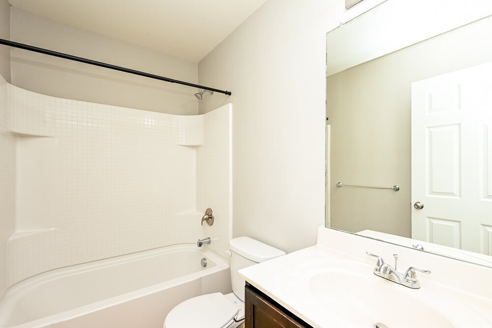 Building Photo - 10009 Calcite Dr