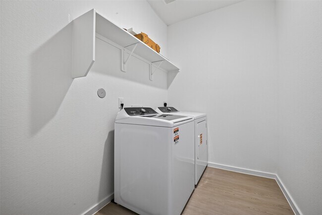Building Photo - 24657 Monarch Forest Dr