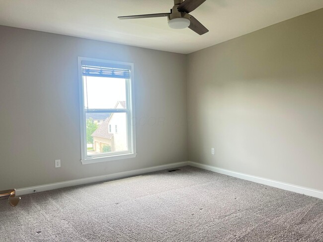 Building Photo - 8739 Cedar Brook St