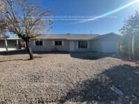 Building Photo - 31 S Sahuaro Dr