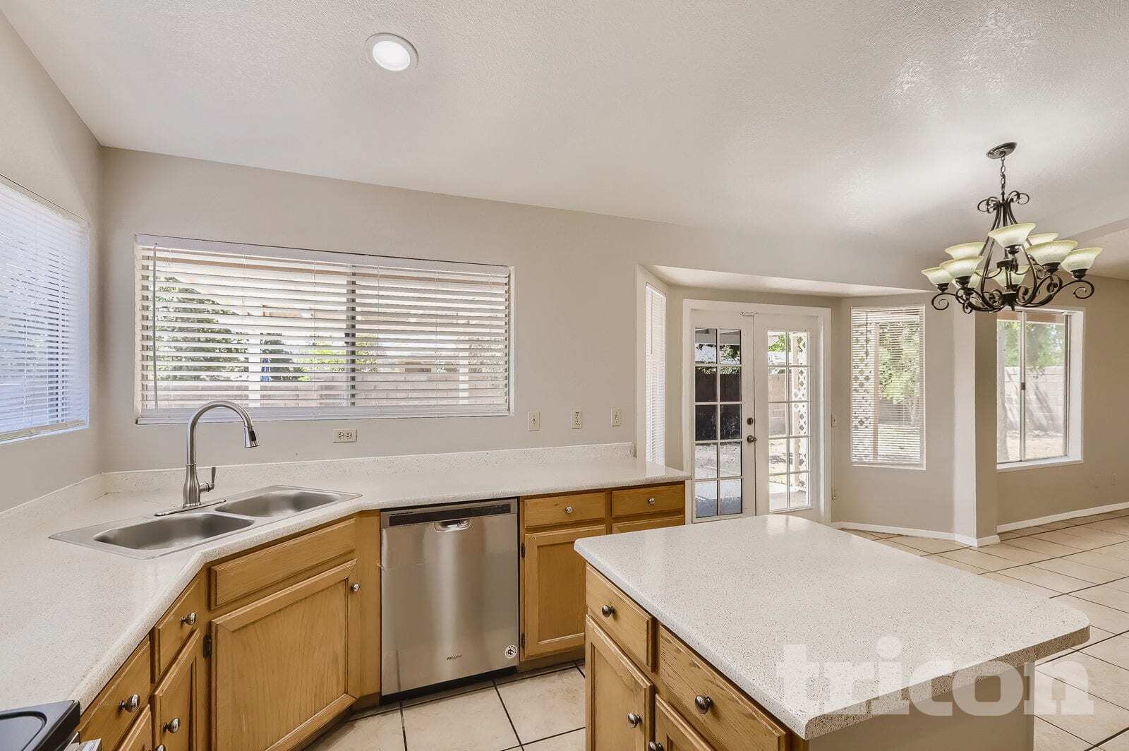 Building Photo - 8511 W Orange Dr