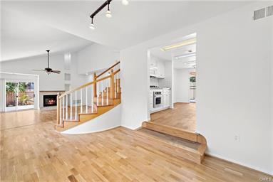 Building Photo - 1587 Catalina St
