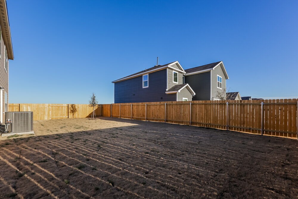 Building Photo - 1532 Woodwinds Dr