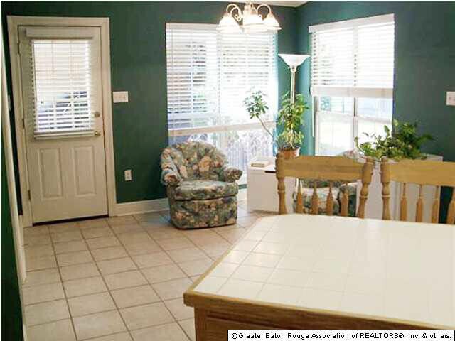Building Photo - 3948 Preakness Dr
