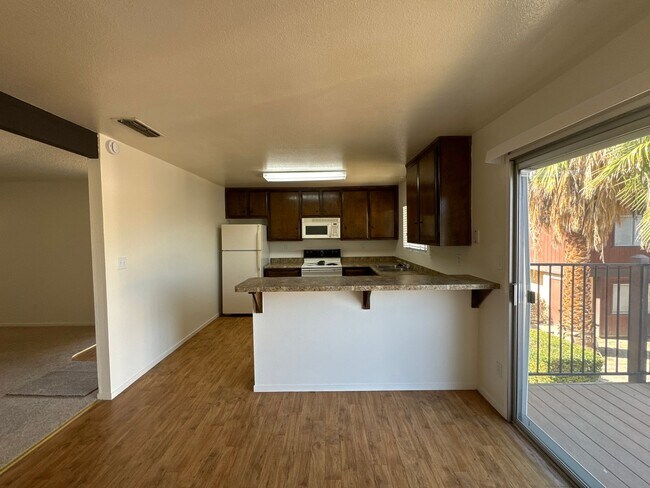 Building Photo - 4508 Maybrook Ave
