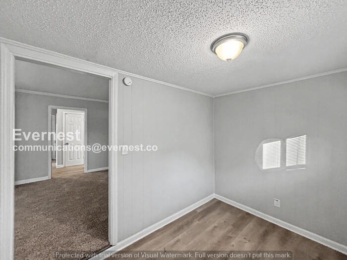 Building Photo - 835 Margo Ln