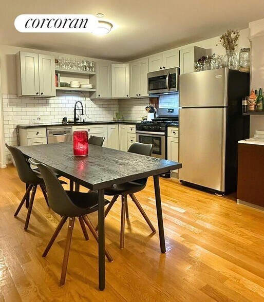 Building Photo - 288 Clifton Pl