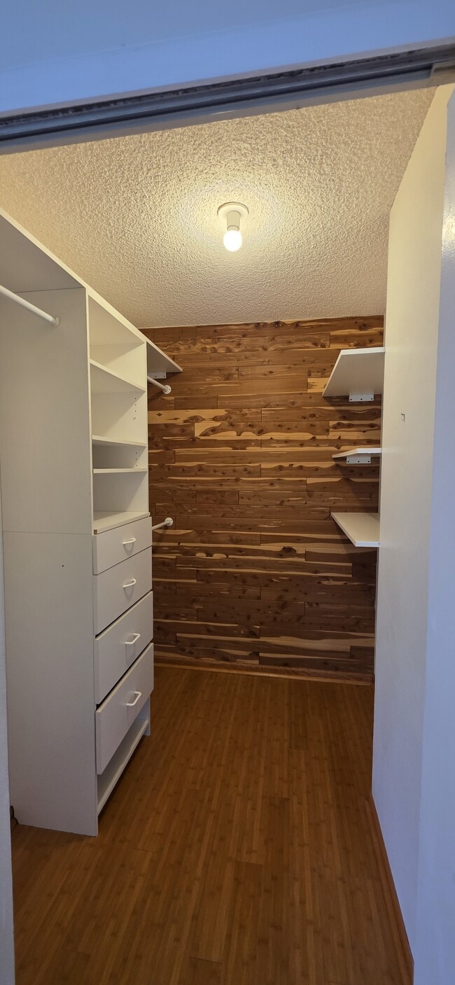 Building Photo - 1625 Larimer St