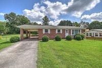 Building Photo - 208 Hogan Ave