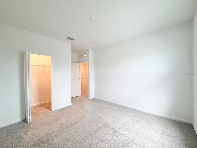 Building Photo - 2132 Rider Rain Ln